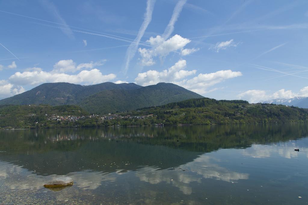 פרג'ינה ולסוגאנה La Terrazza Sul Lago מראה חיצוני תמונה